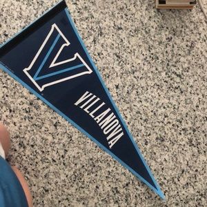 Villanova pennant